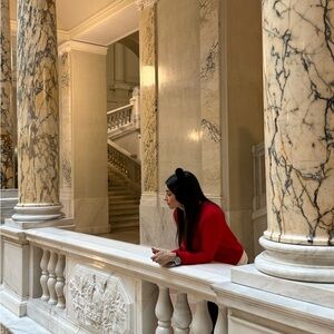 Meet your Posher, Jenny